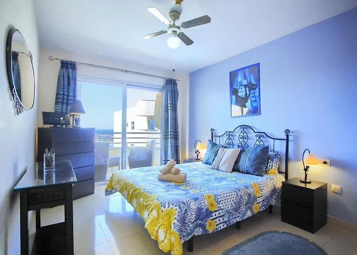 公寓 Premium Paradise - Balcony Sea & Pool Views - Rated *