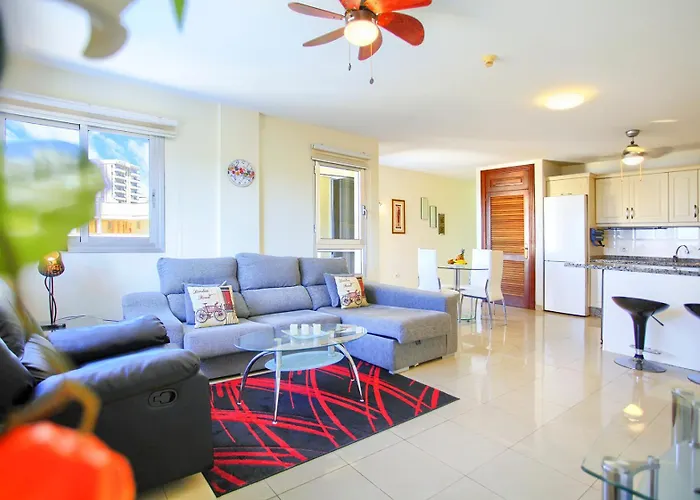 Premium Paradise - Balcony Sea & Pool Views - Rated * 阿德耶